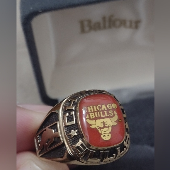 CHICAGO BULLS SIZE 12 MEMORABILIA 14K 3x GOLD PLATED NBA BASKETBALL RING BUNDLE - Picture 9 of 17